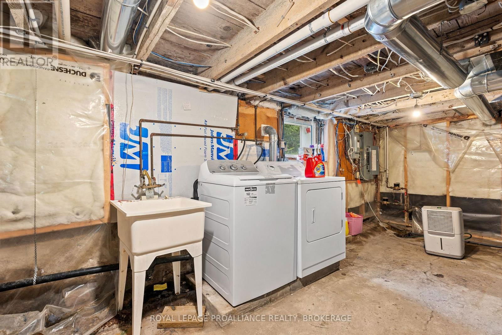 231 ALBERT STREET Image 20
