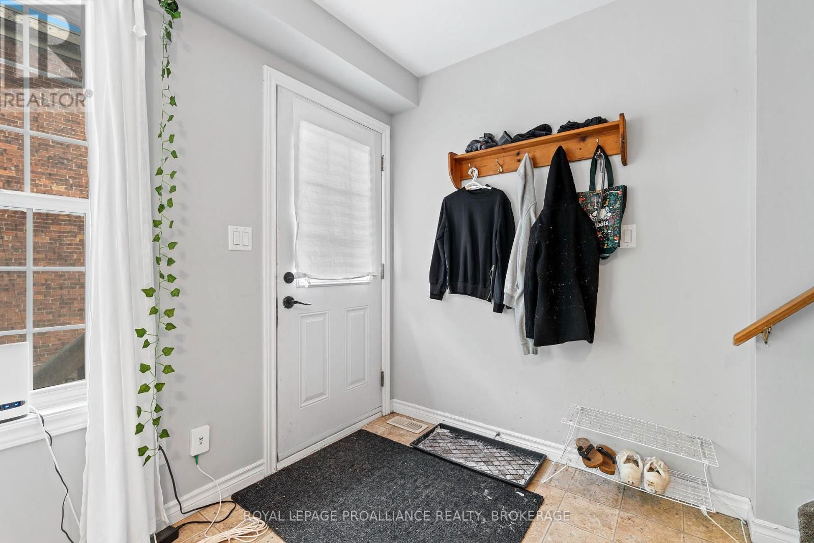 231 ALBERT STREET Image 22