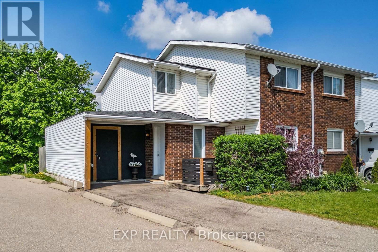 689 HILLVIEW ROAD Image 1
