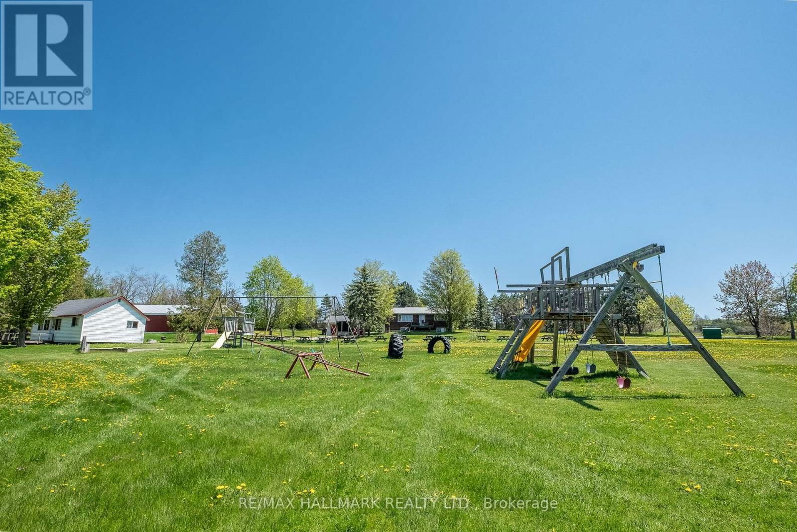 112 - 449 ISLAND VIEW ROAD Image 20