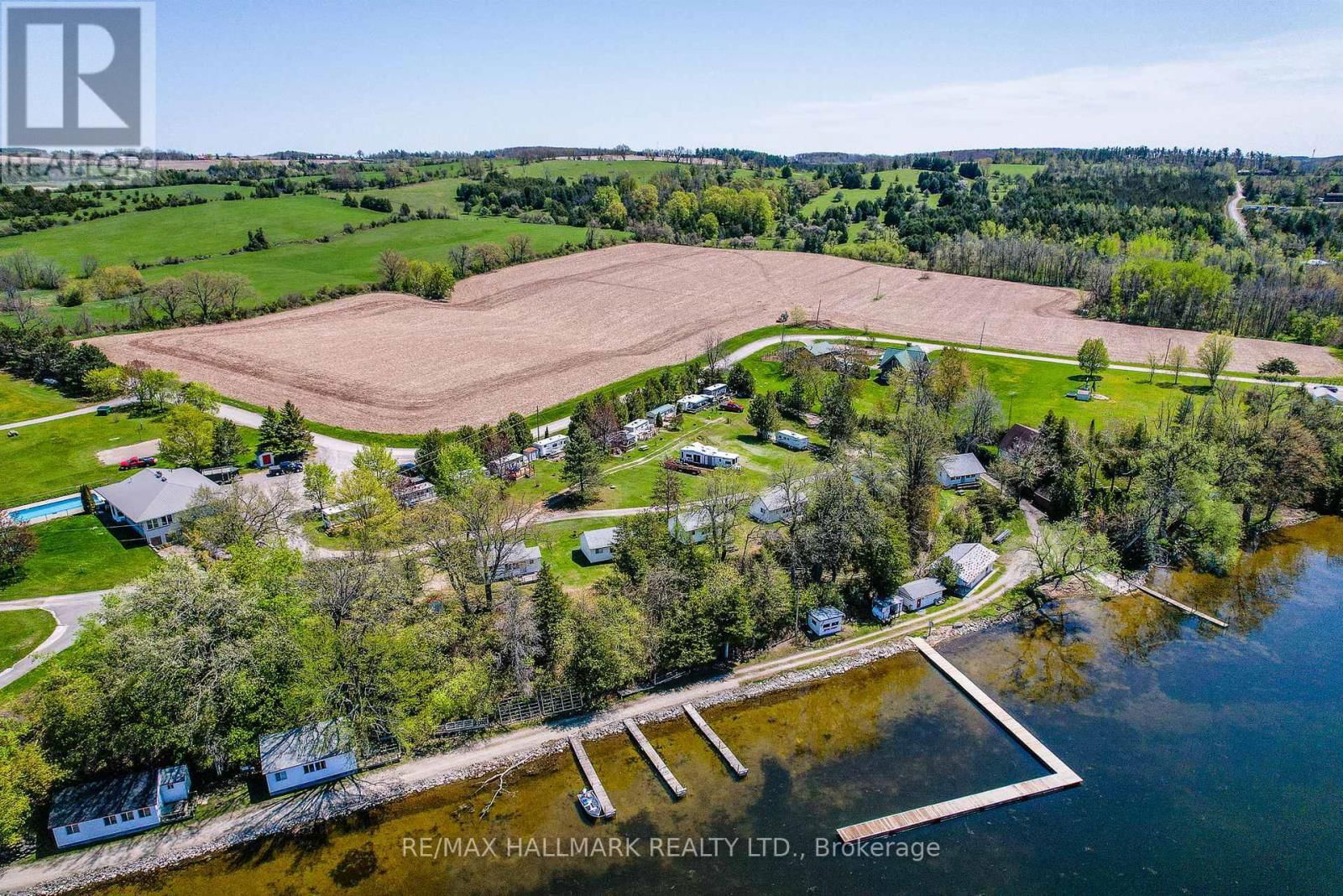112 - 449 ISLAND VIEW ROAD Image 21