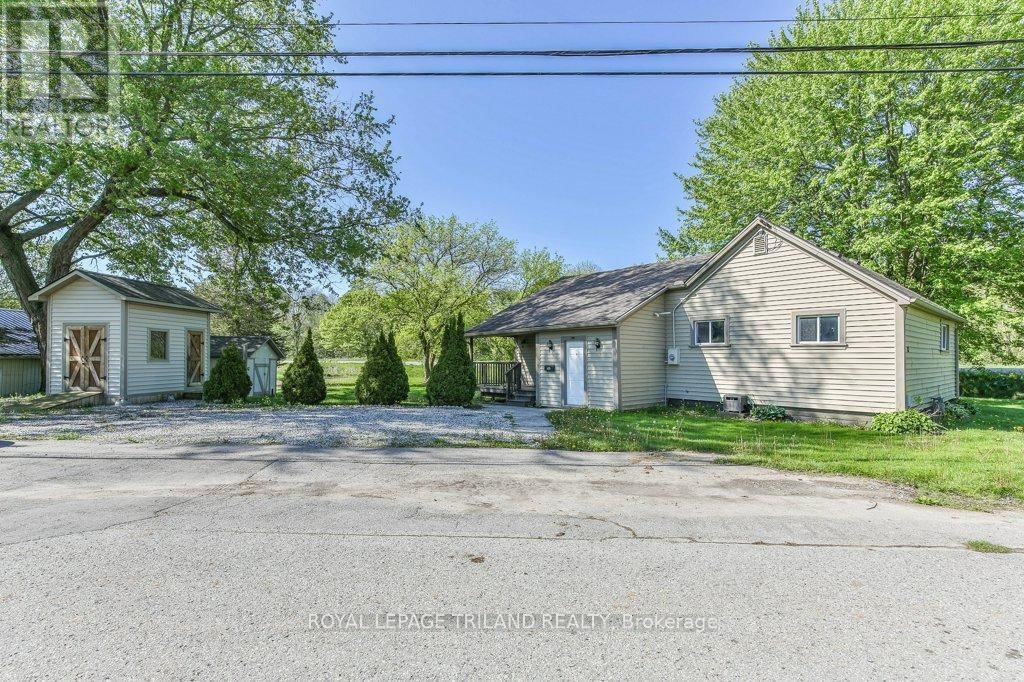 12 KING STREET EAST Image 38