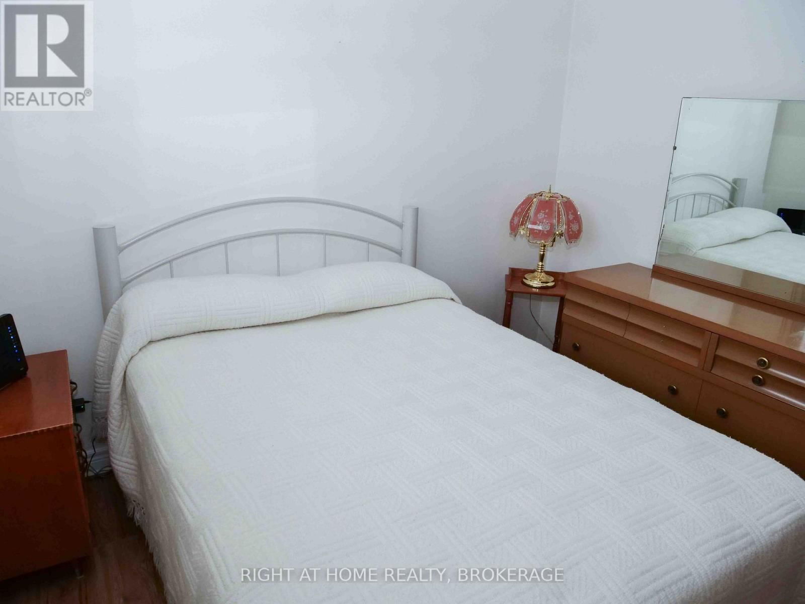 63 TRELAWNE DRIVE Image 24