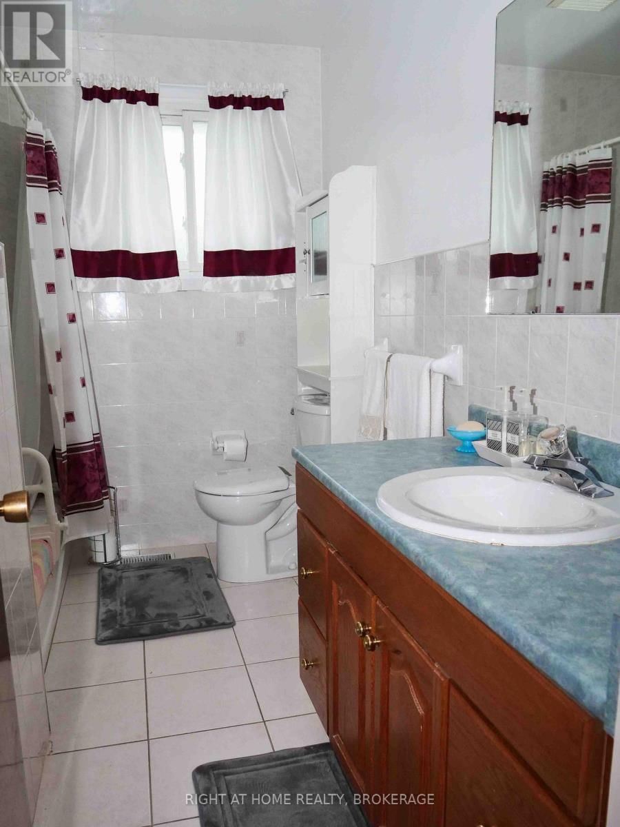 63 TRELAWNE DRIVE Image 29