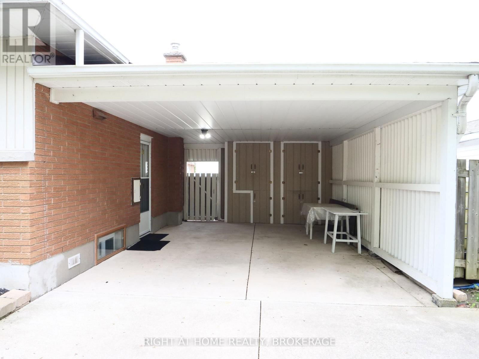 63 TRELAWNE DRIVE Image 38