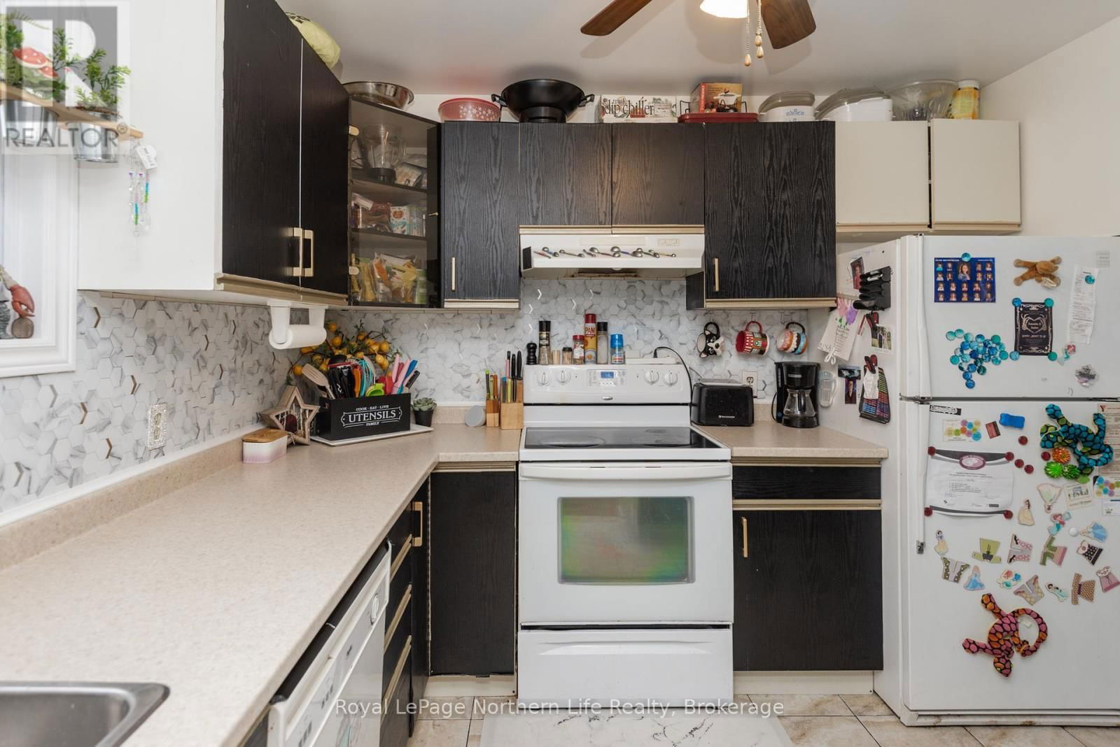 37 MASSEY DRIVE Image 18