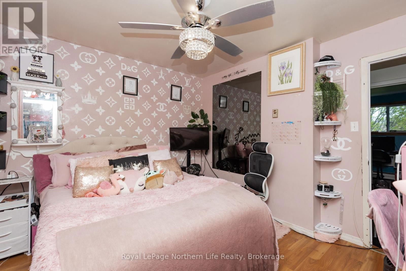 37 MASSEY DRIVE Image 26