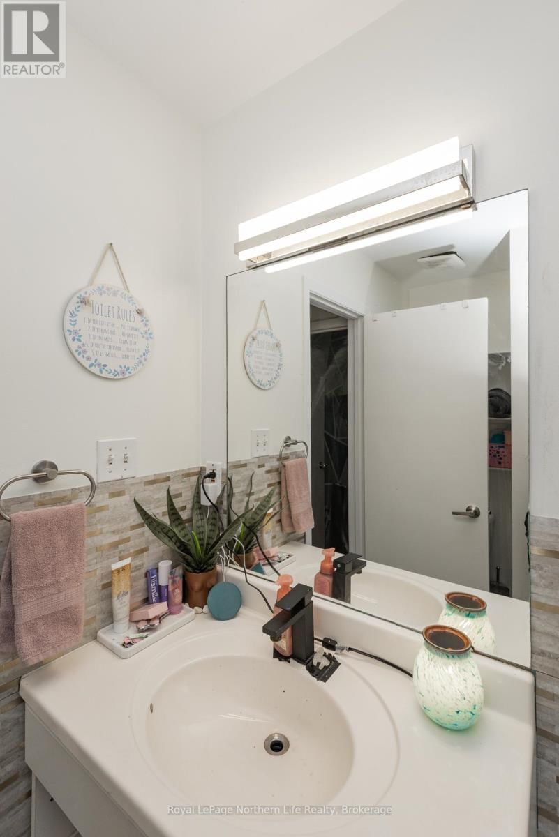 37 MASSEY DRIVE Image 37