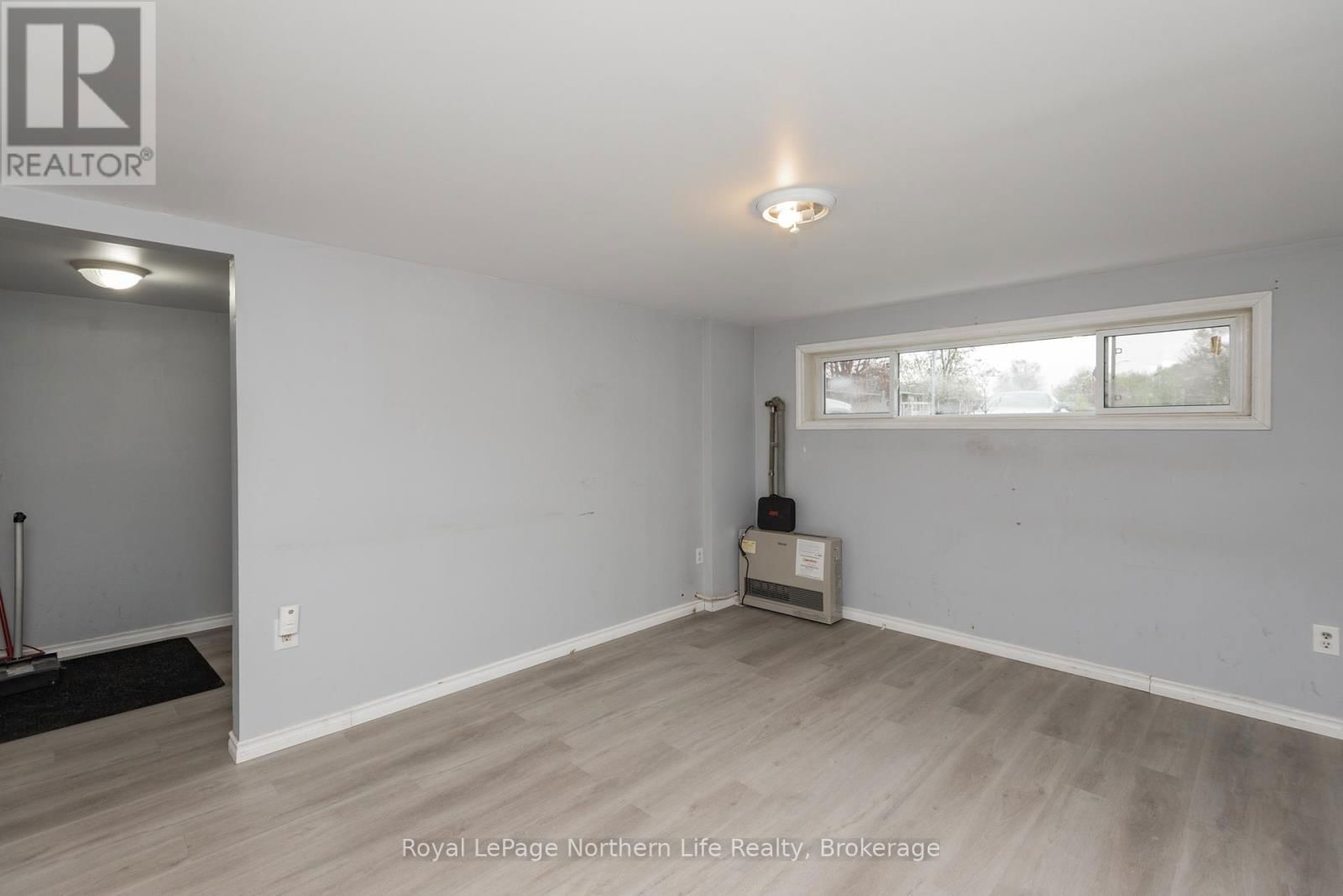 37 MASSEY DRIVE Image 40