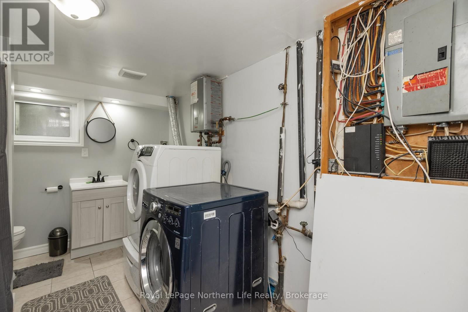 37 MASSEY DRIVE Image 44