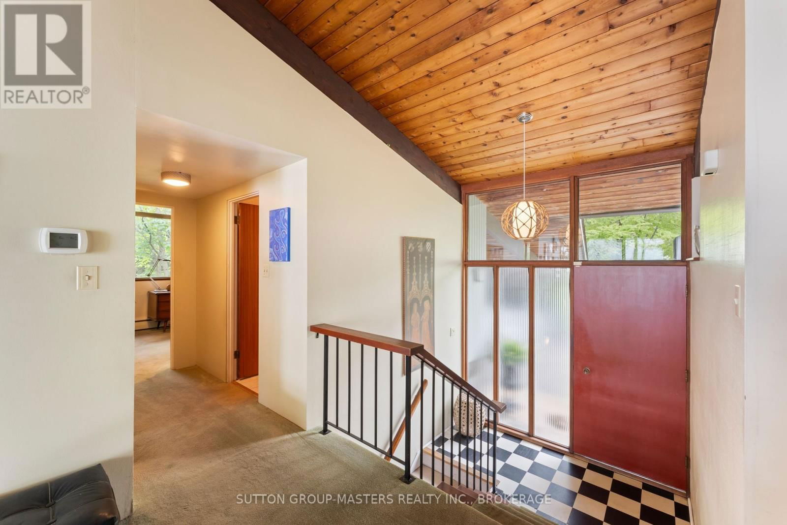 46 RIVERSIDE DRIVE Image 17