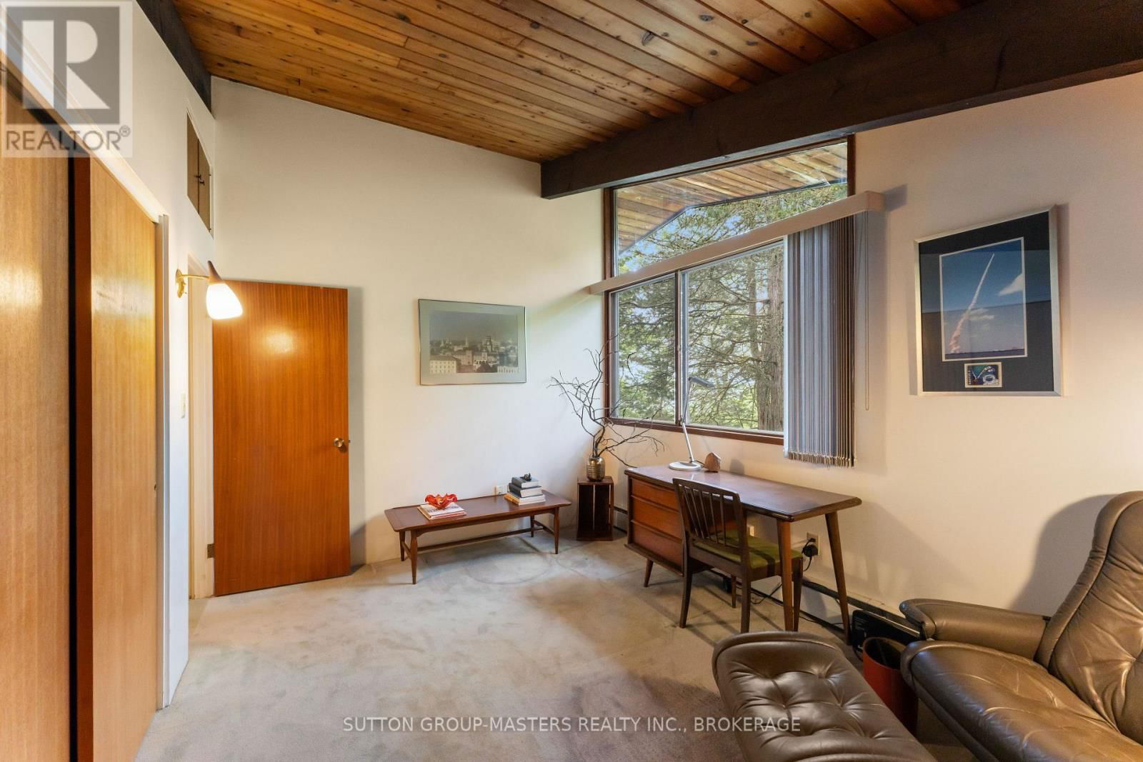 46 RIVERSIDE DRIVE Image 21