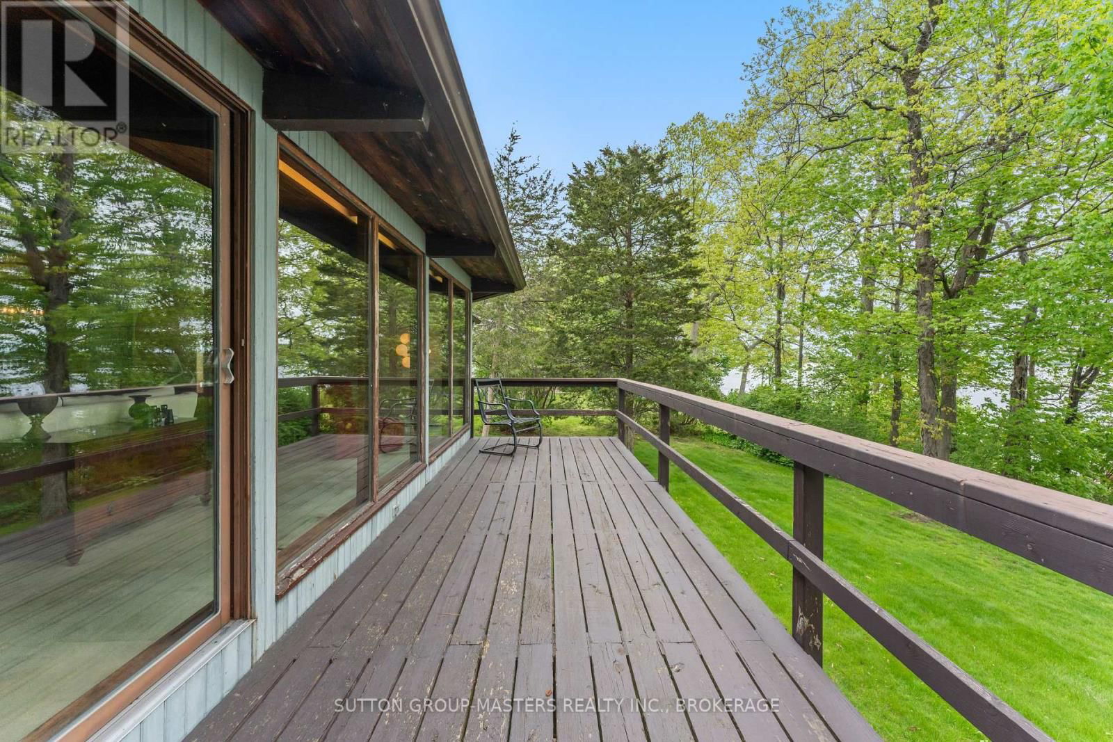 46 RIVERSIDE DRIVE Image 38
