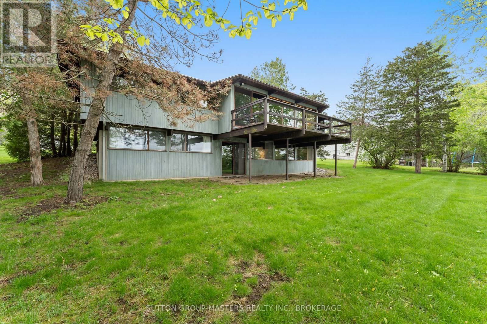 46 RIVERSIDE DRIVE Image 41