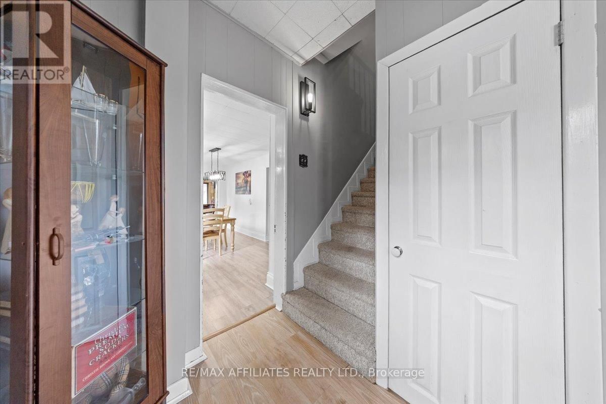 5348 DUNNING ROAD Image 24