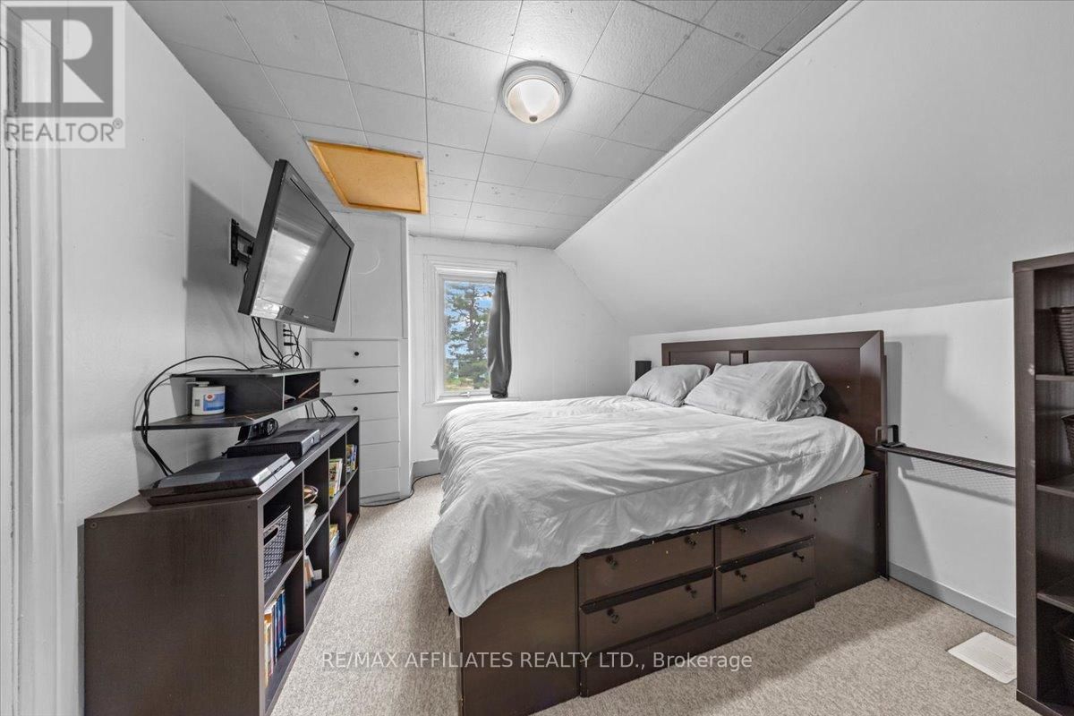 5348 DUNNING ROAD Image 29
