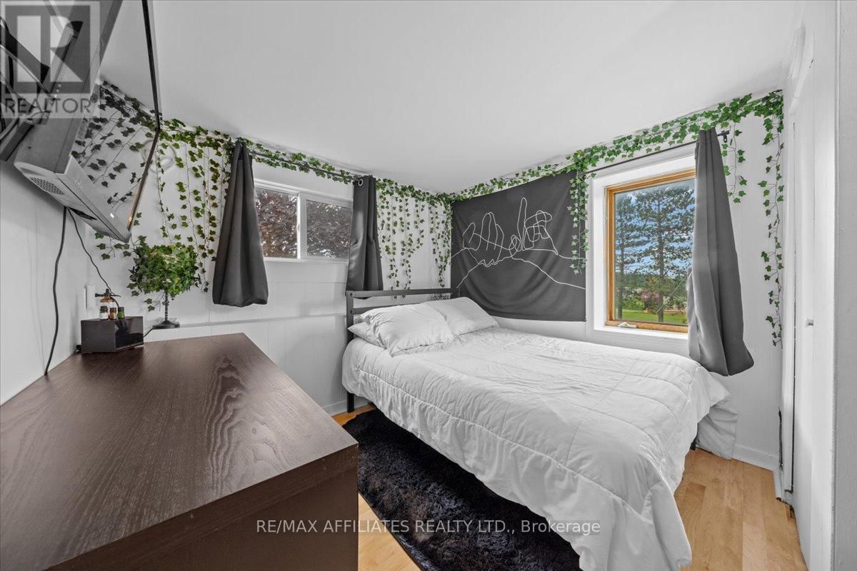 5348 DUNNING ROAD Image 33