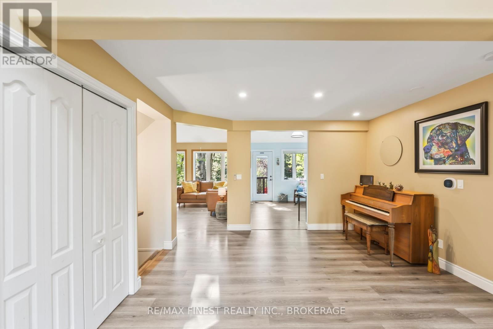 5885 DAVEY DRIVE Image 20