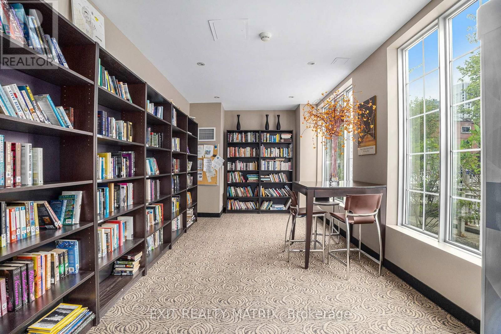 1008 - 138 SOMERSET STREET WEST Image 15