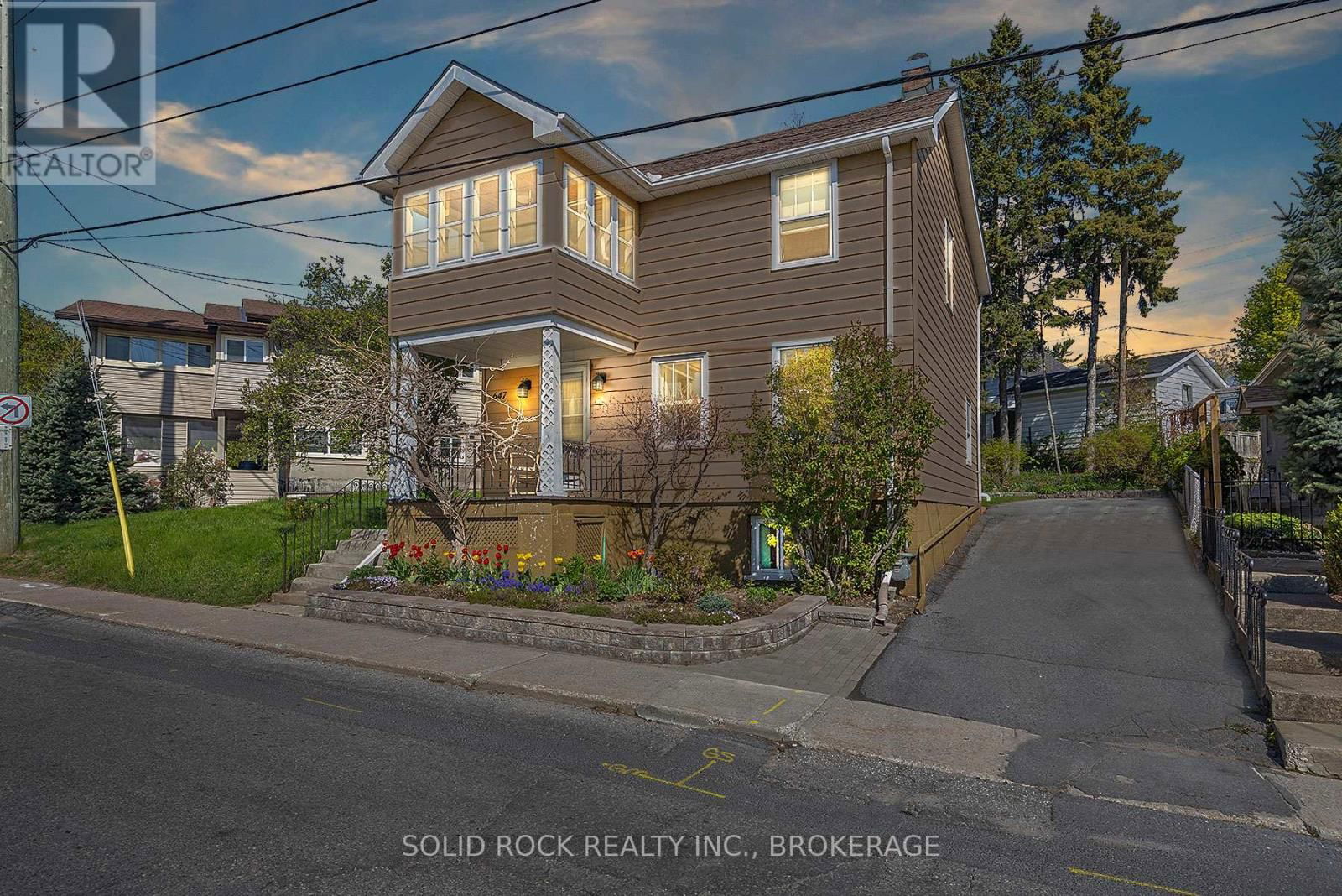 647 UNION STREET WEST Image 1