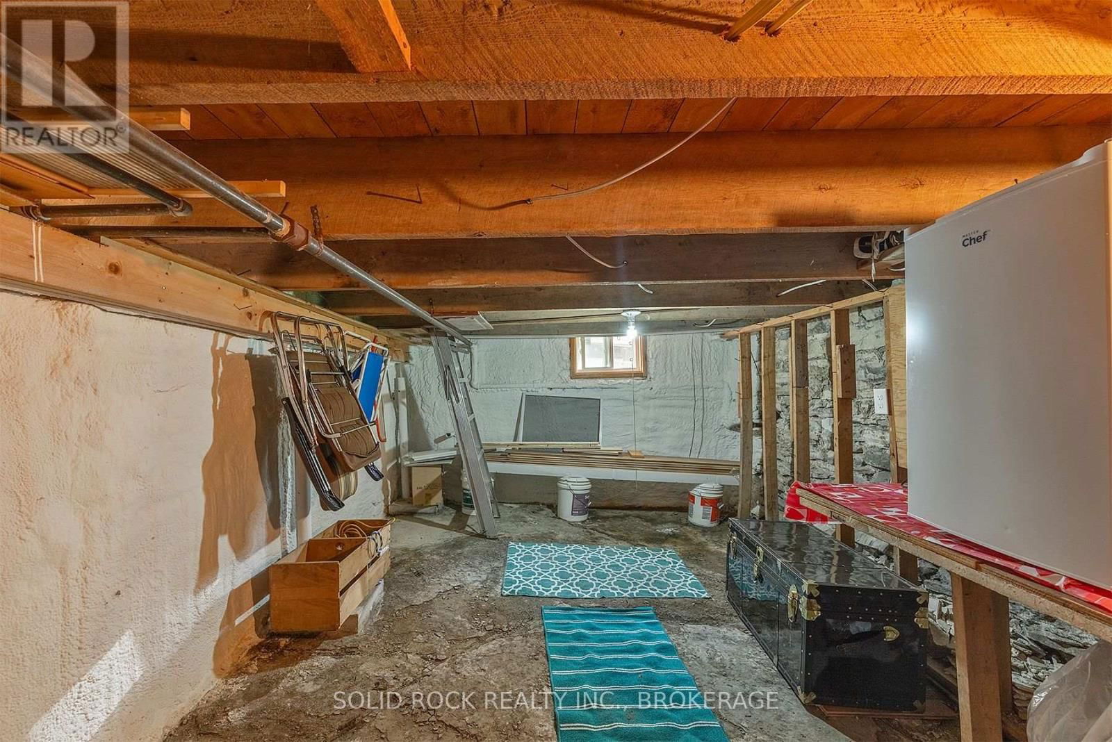 647 UNION STREET WEST Image 42