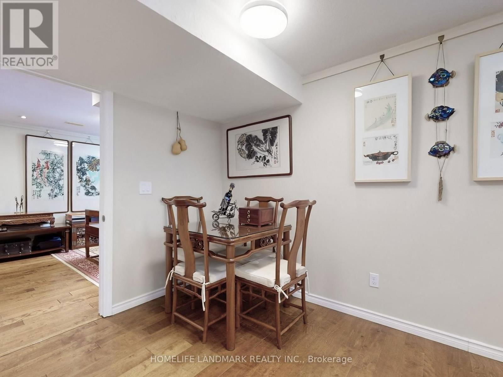 79 CLAIRFIELDS DRIVE EAST Image 30