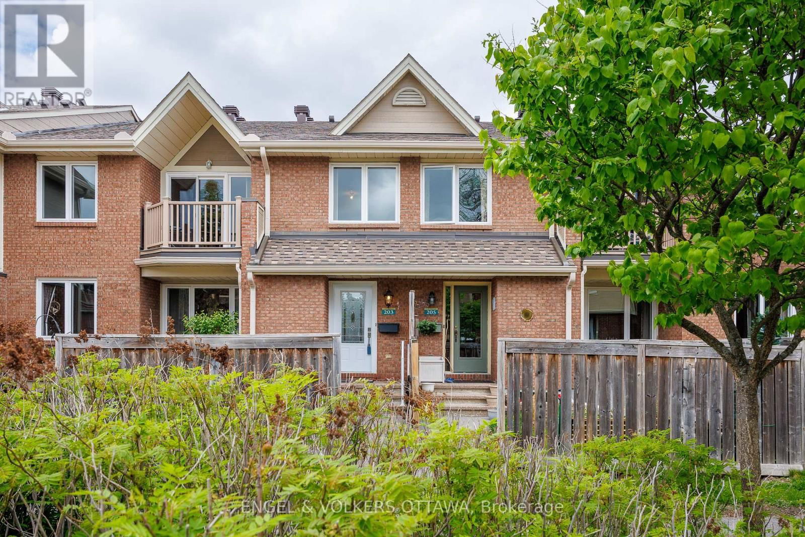 203 - 1795 MARSALA CRESCENT Image 1