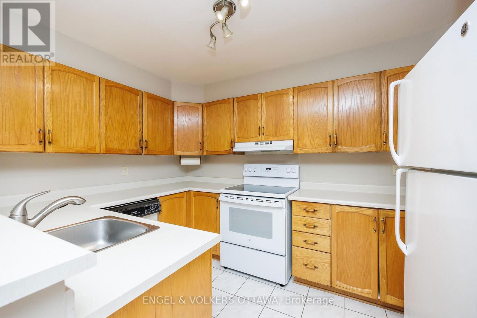 203 - 1795 MARSALA CRESCENT Image 16