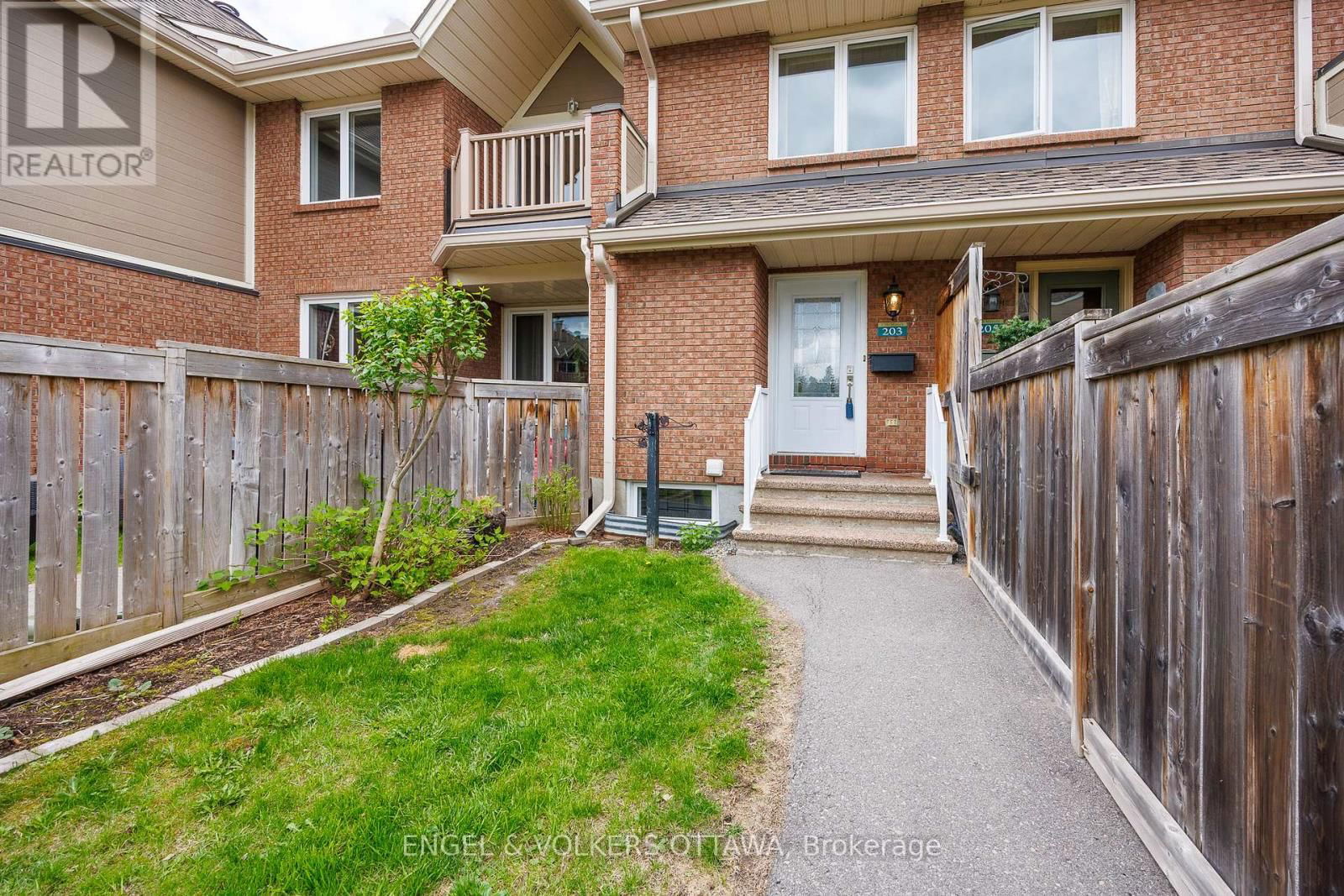 203 - 1795 MARSALA CRESCENT Image 2