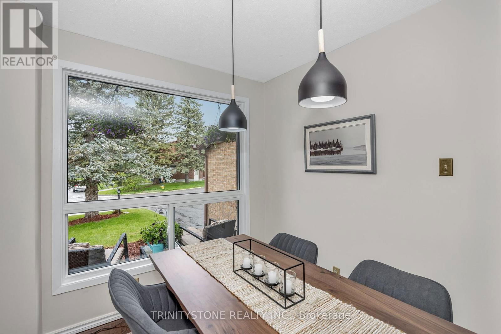 59 STABLE WAY Image 9