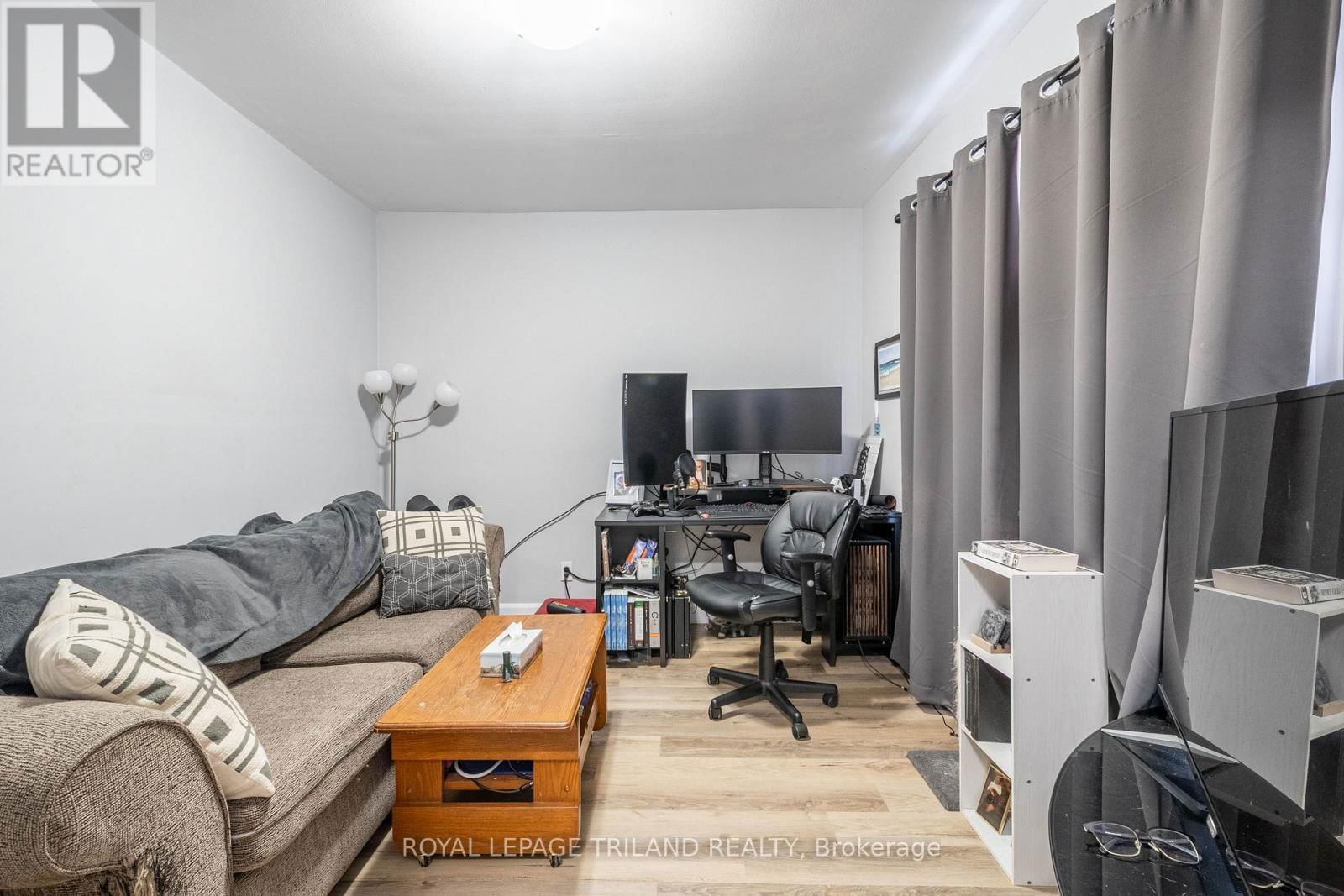 382 WHARNCLIFFE ROAD SOUTH Image 6