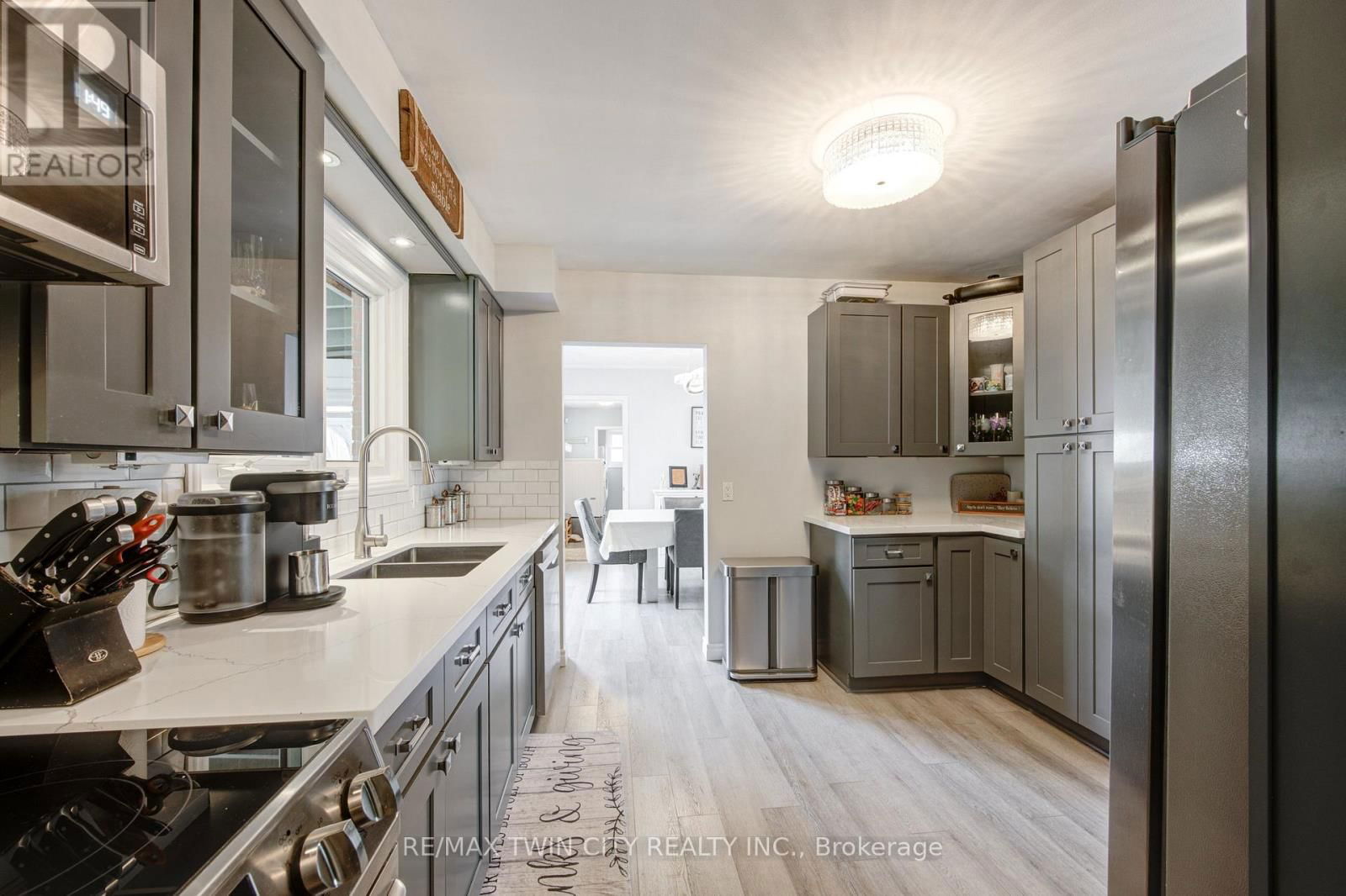 186 SHUH AVENUE Image 15