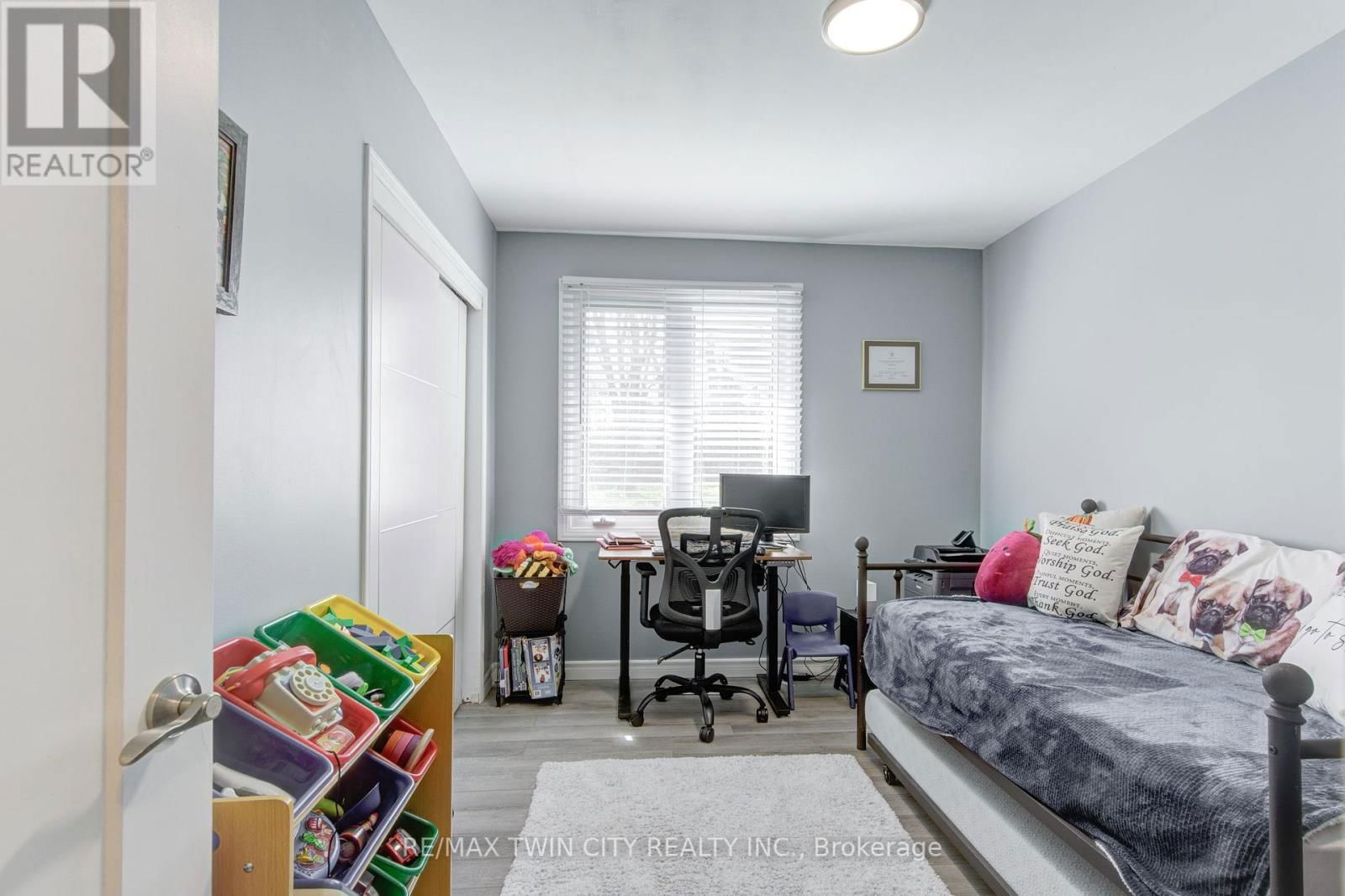 186 SHUH AVENUE Image 27