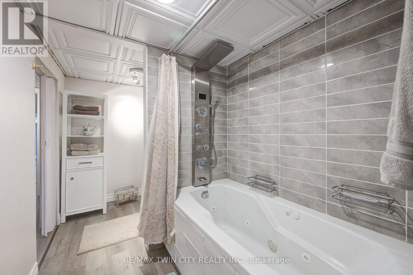 186 SHUH AVENUE Image 33