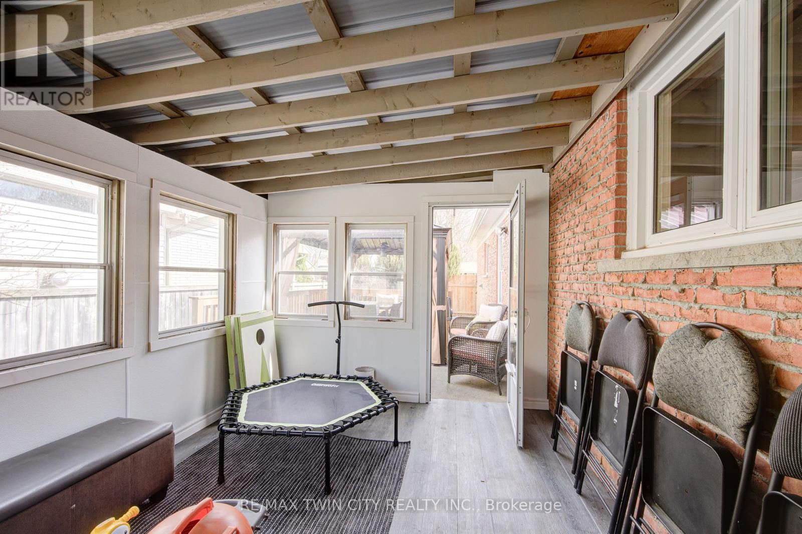 186 SHUH AVENUE Image 36
