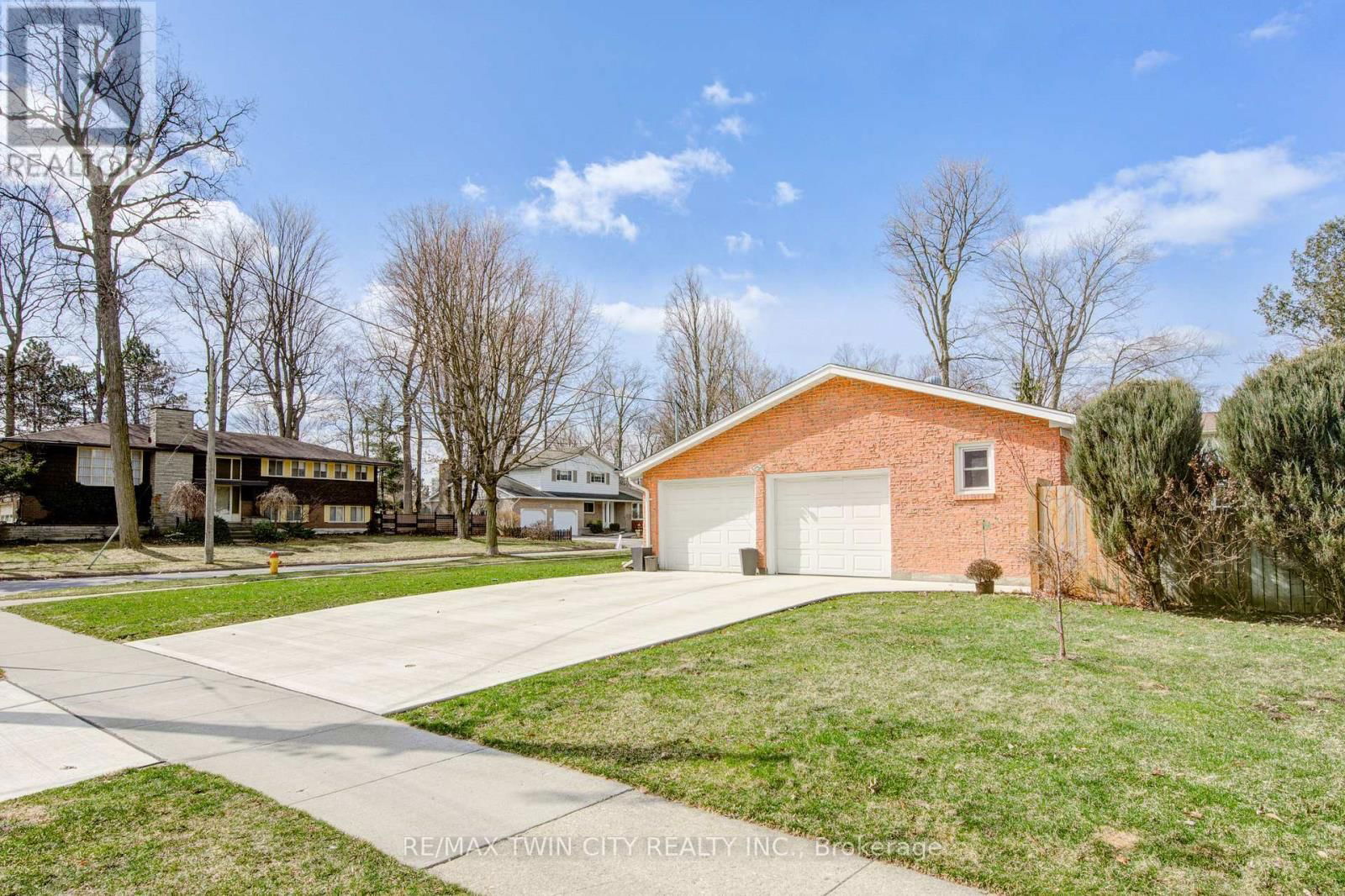 186 SHUH AVENUE Image 6