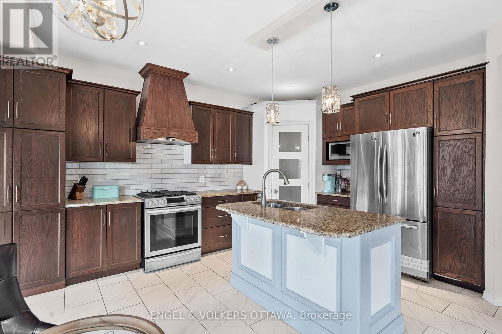 313 LECANTO TERRACE Image 14