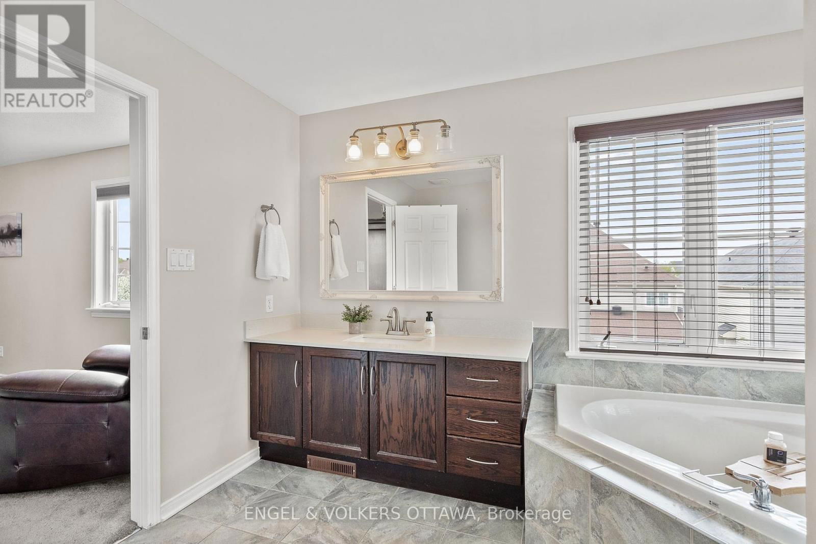 313 LECANTO TERRACE Image 25