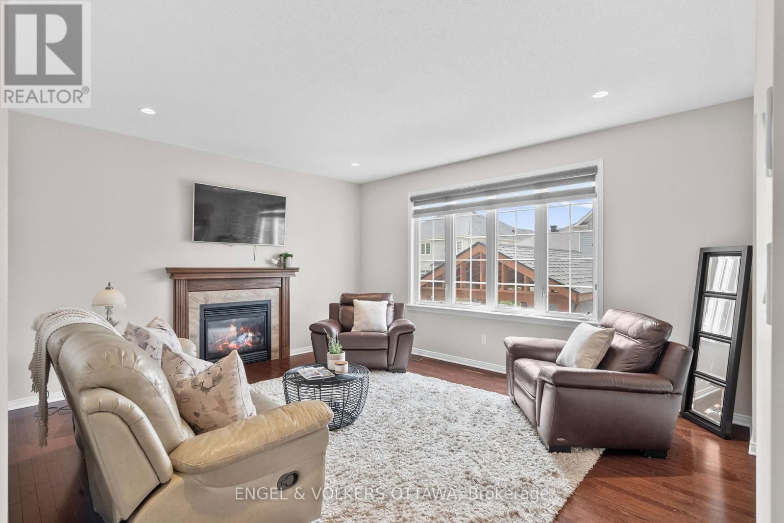 313 LECANTO TERRACE Image 8