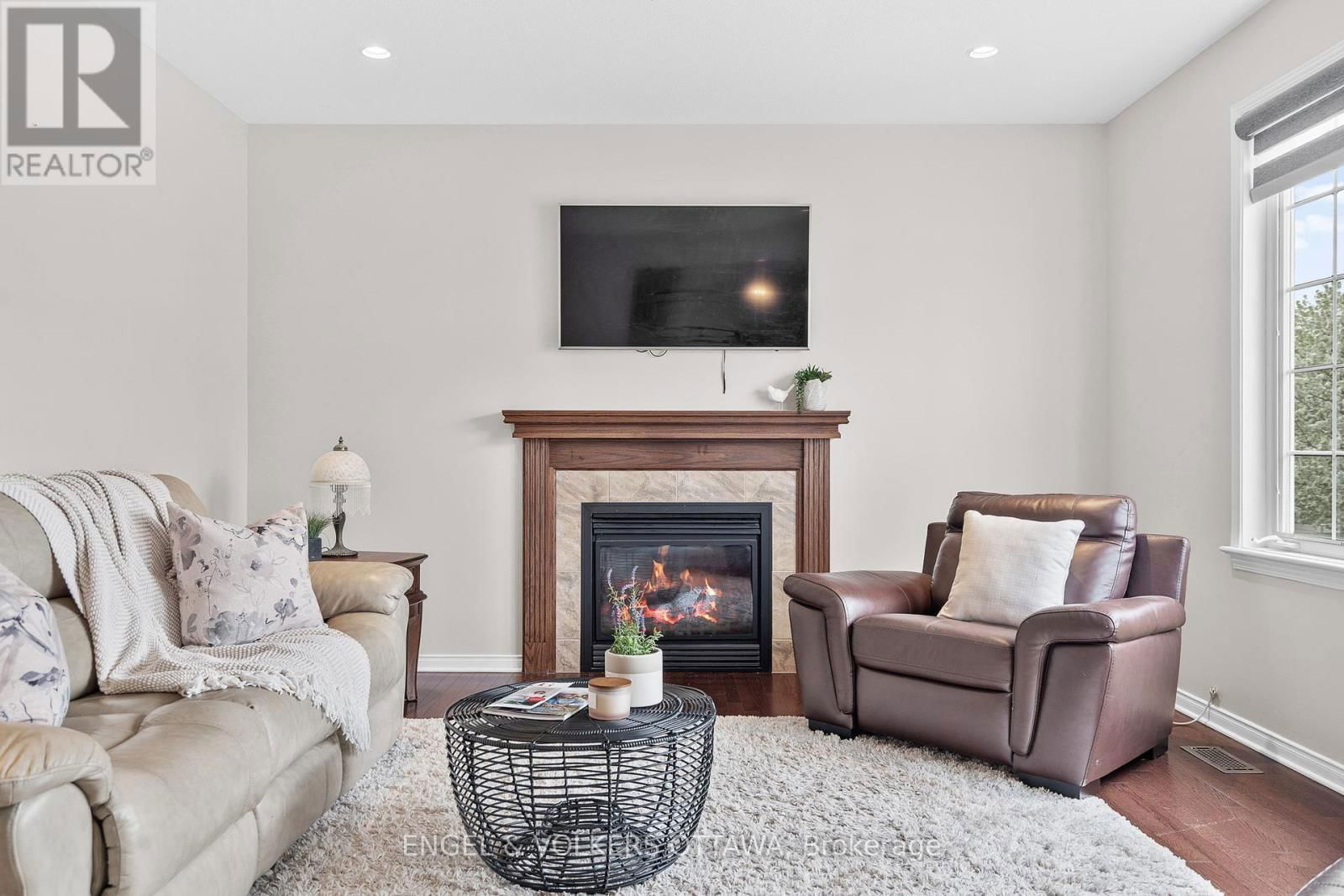 313 LECANTO TERRACE Image 9