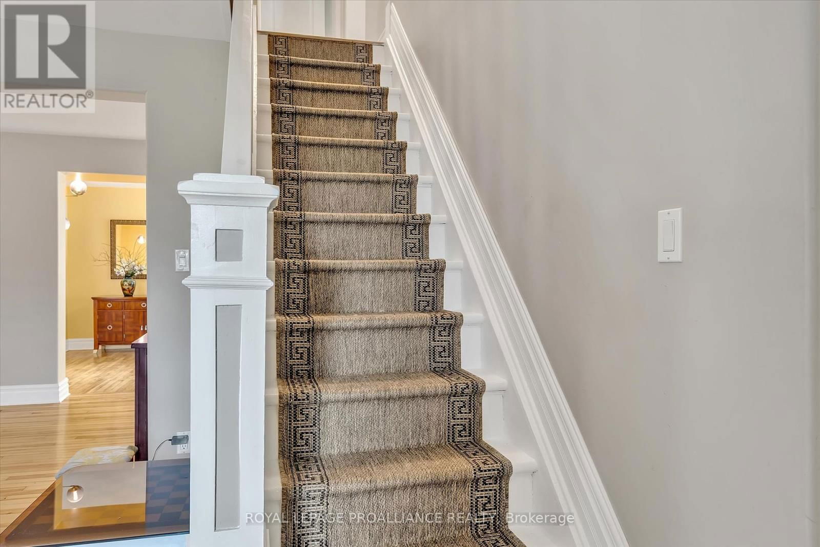 14 BURCHAT STREET Image 15