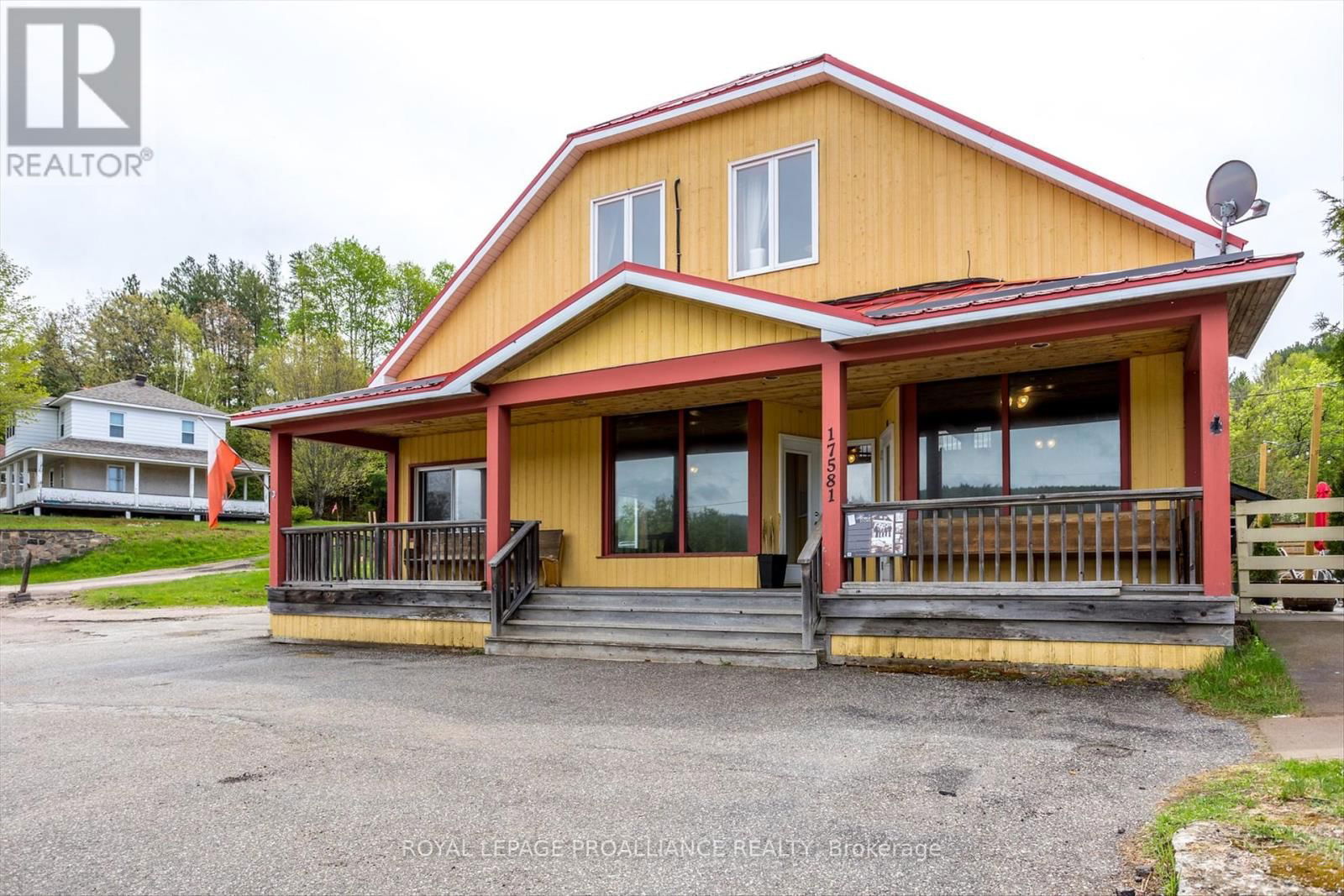 14 BURCHAT STREET Image 28