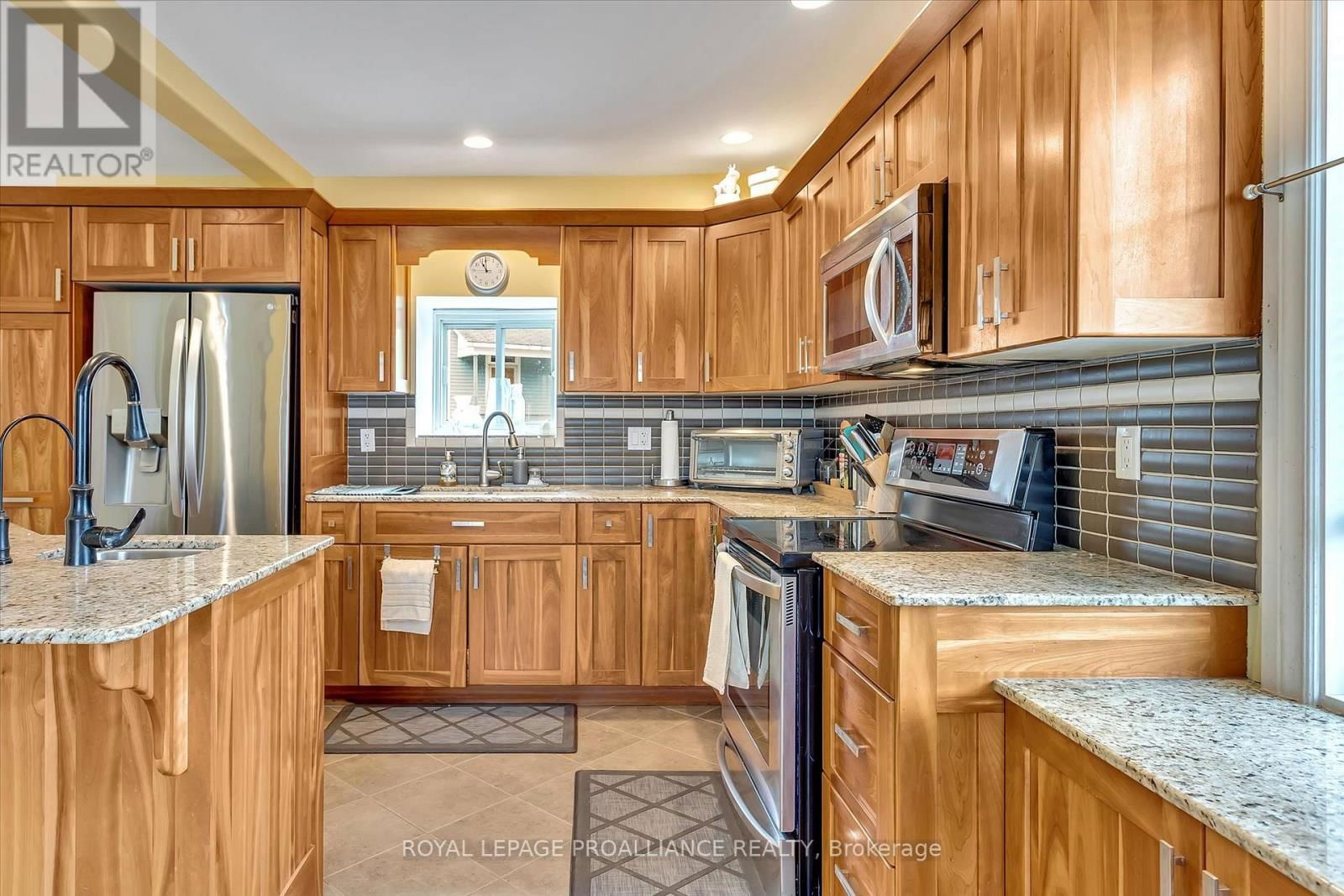 14 BURCHAT STREET Image 7