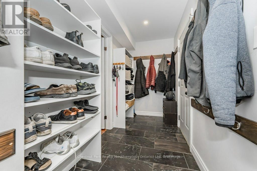 45 18 SIDEROAD Image 16