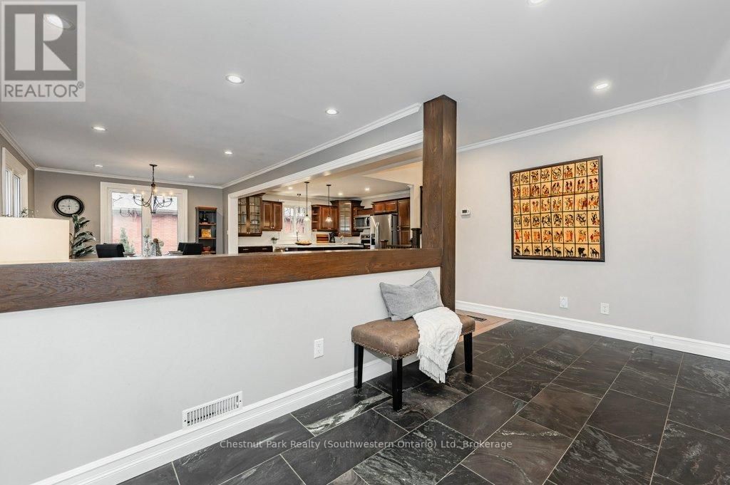 45 18 SIDEROAD Image 17
