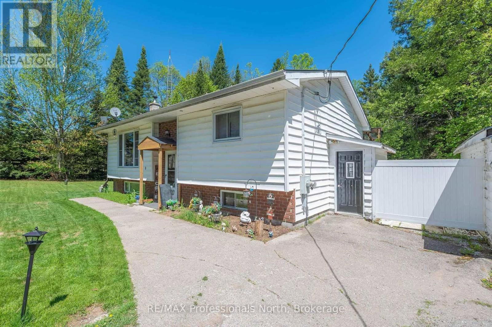 1204 BACON ROAD Image 6
