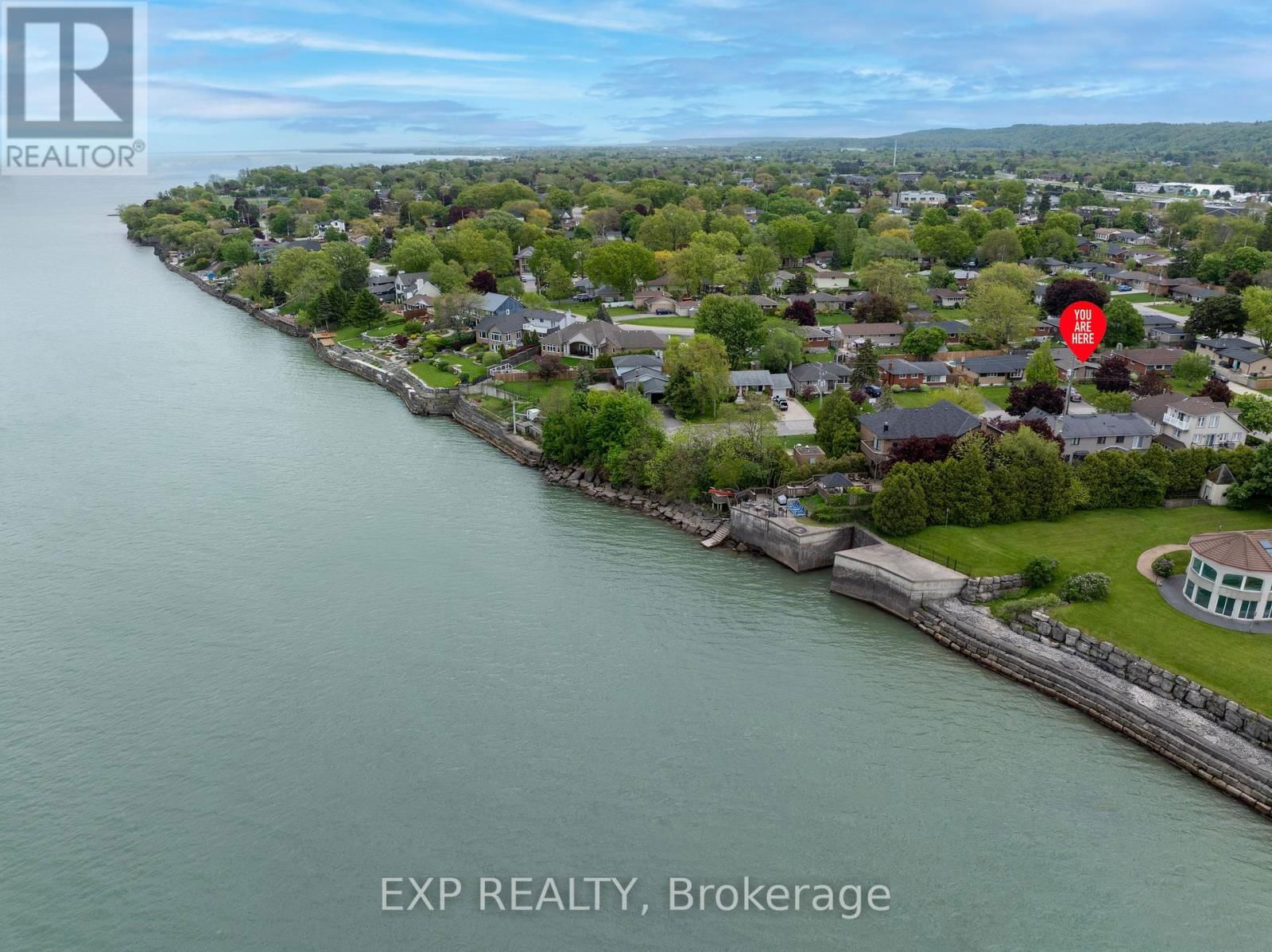 402 KERMAN AVENUE Image 3