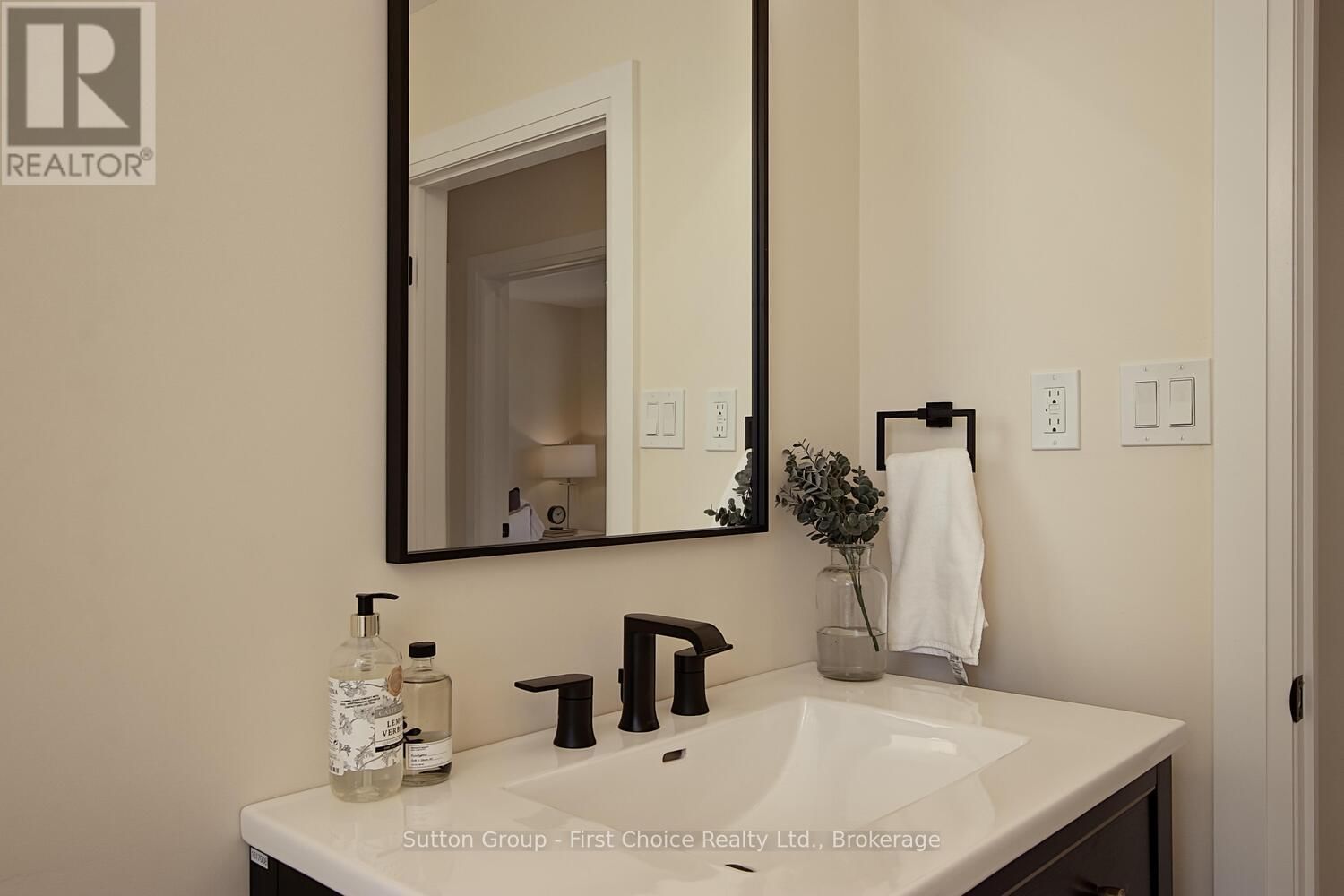 3552 ROAD 112 Image 26