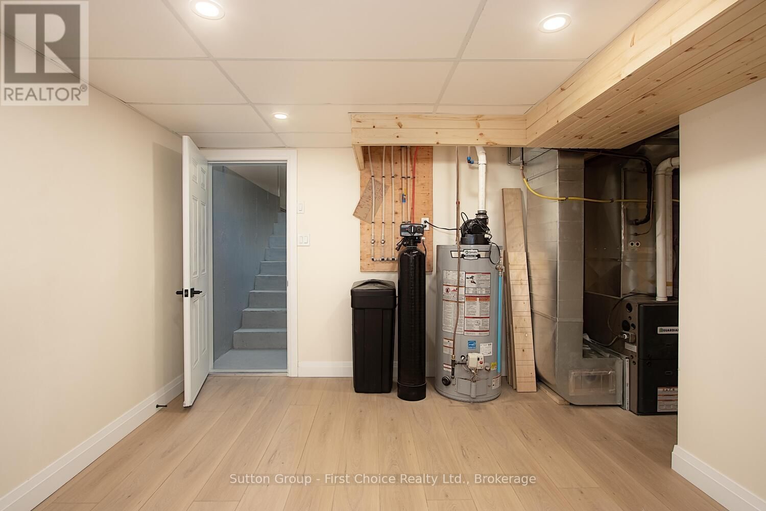 3552 ROAD 112 Image 34