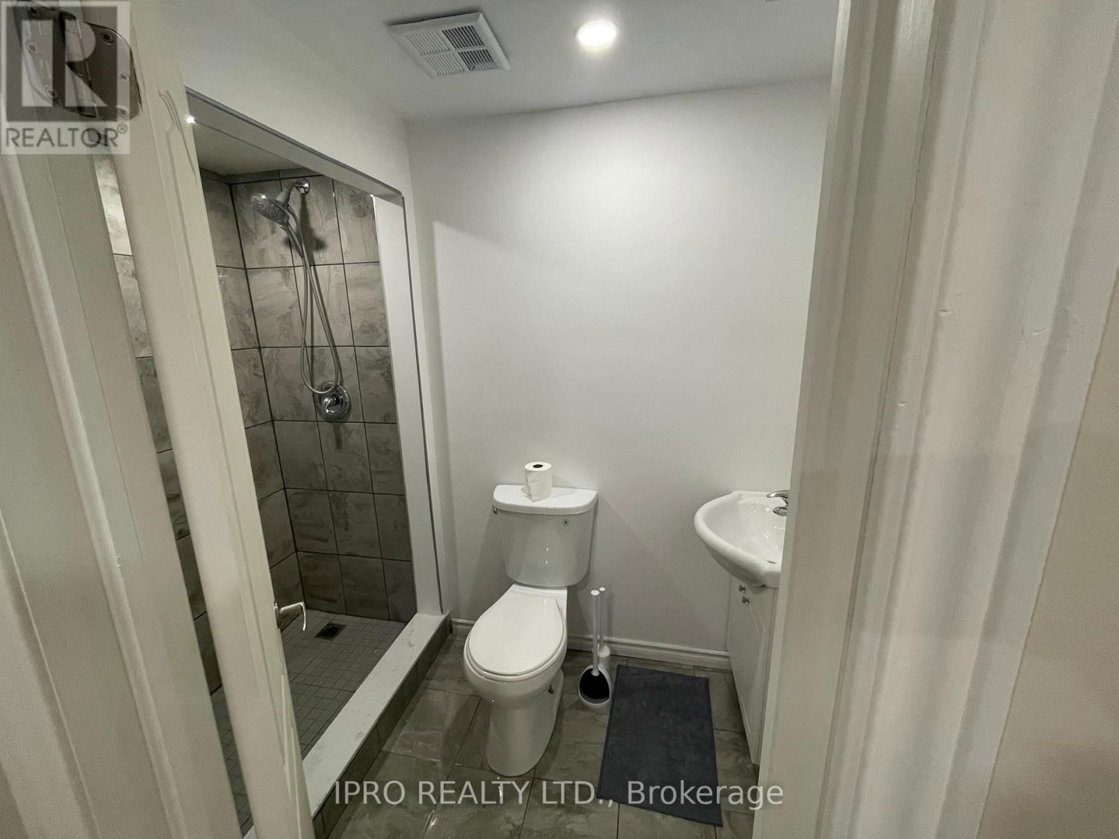 48 WITTEVEEN DRIVE Image 19